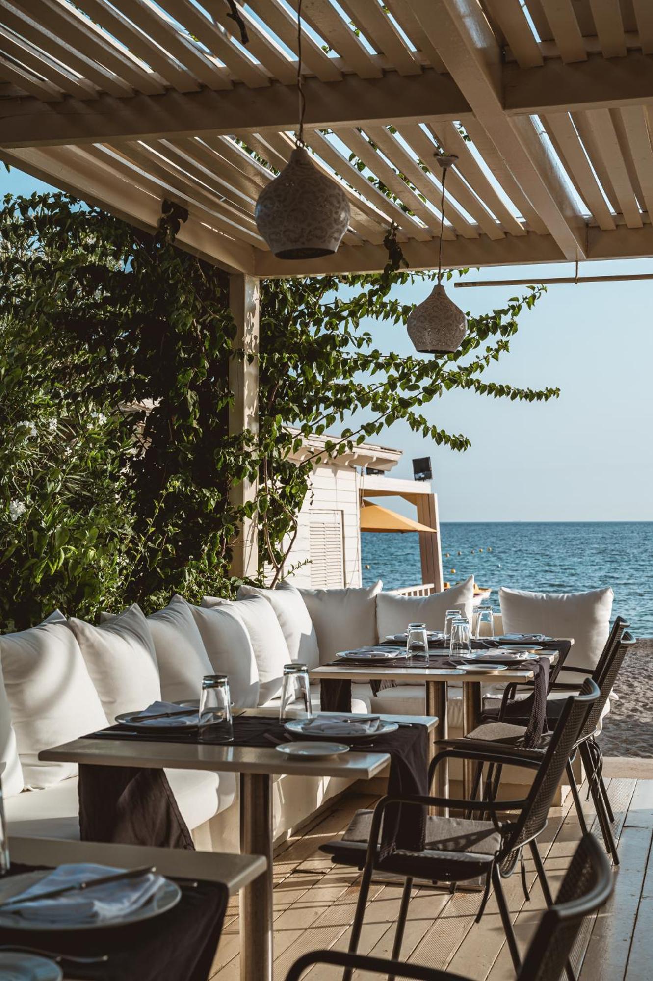 Plaza Resort Анавісос Екстер'єр фото